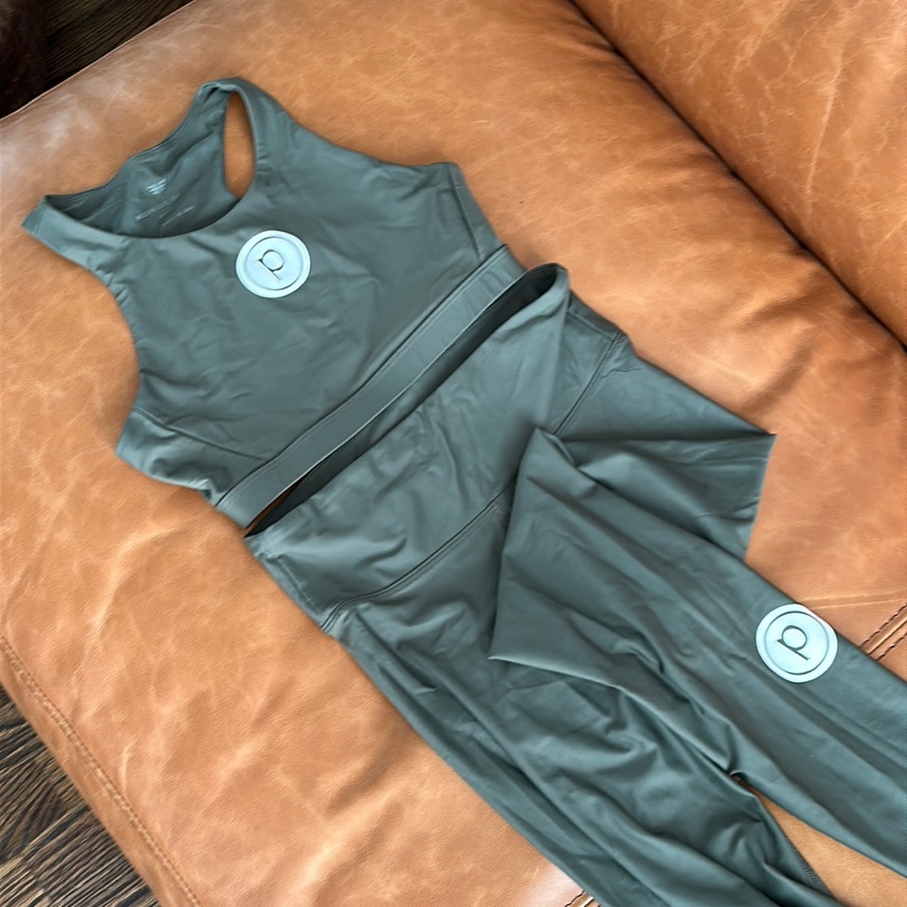 Pure Barre Heroine Sport Branded Set